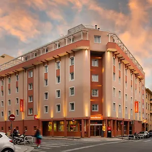 Easyhotel Old Town Hotell